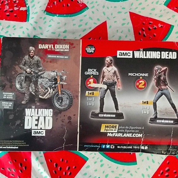 Walking Dead Darryl Dixon N Chopper - Picture 2 of 6